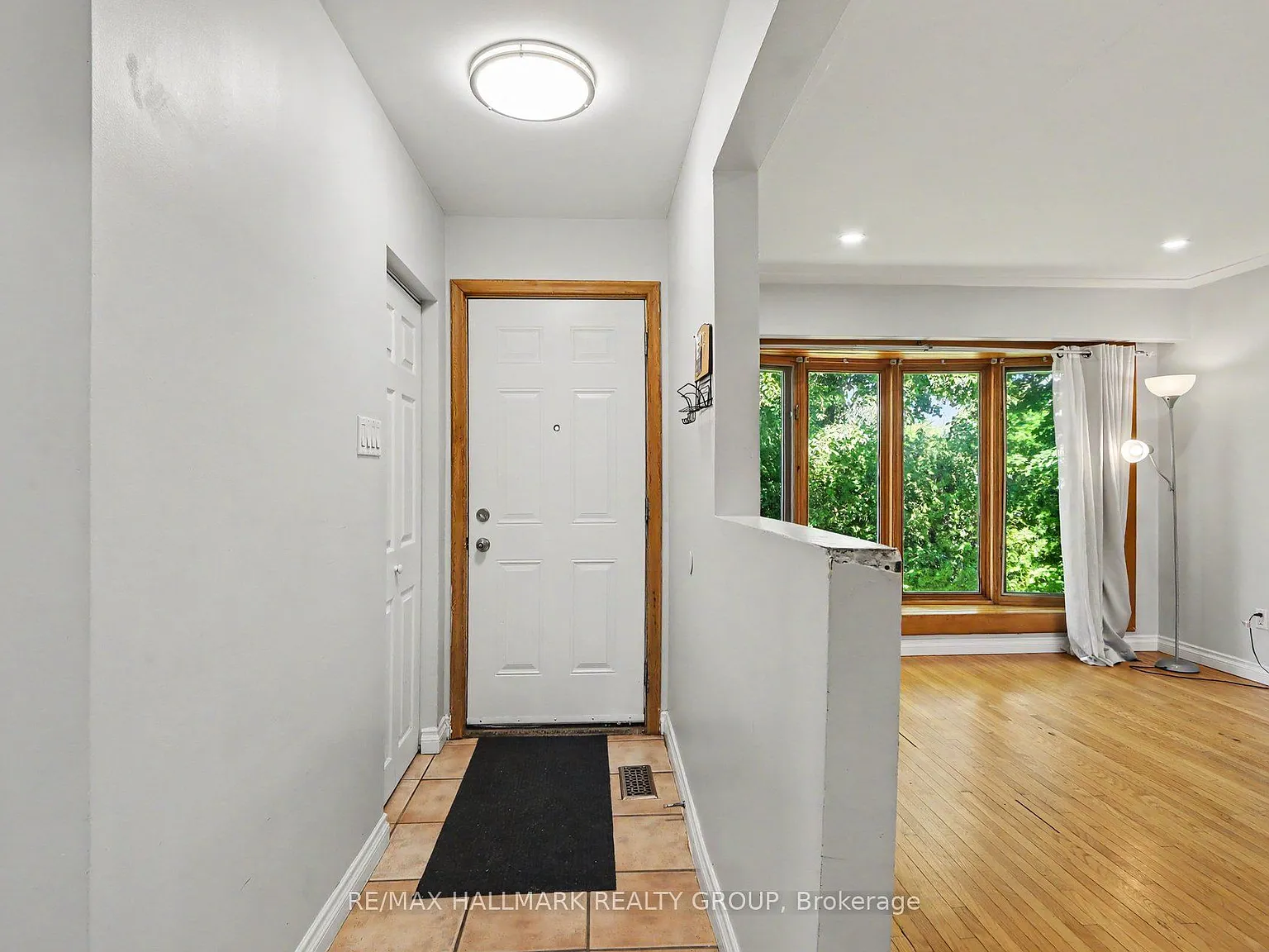 4 bed, $3,200 — Photo 4