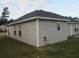 2nd image of 823 Ventura Ct