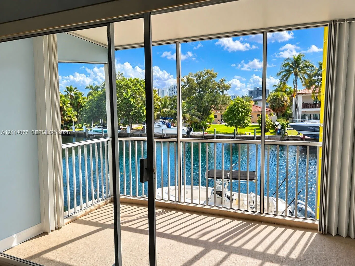 Isle Of Paradise Co-Op — Photo 2