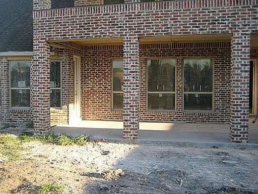 5th image of 2304 San Andres Dr