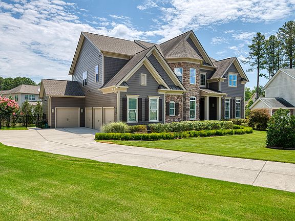 2nd image of 2817 Flora Oaks Way