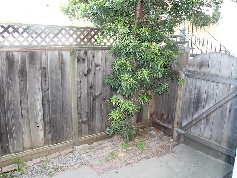 1110 Bryan Ave #2 — Photo 13