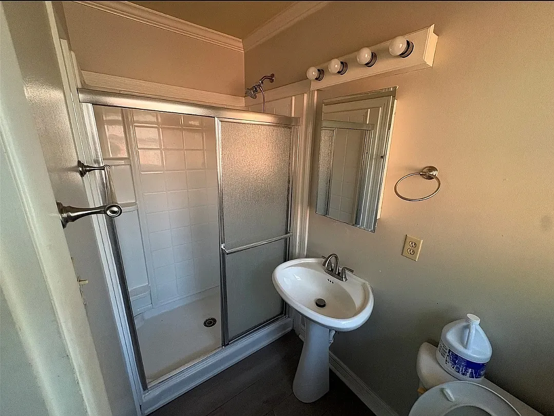 3 bed, 1450 sqft, $1,500 — Photo 2