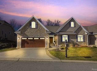 72 Fox Hollow Dr, Metamora, MI