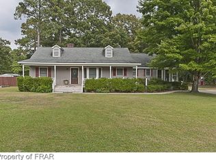 5440 Kentucky Ln, Hope Mills, NC 28348