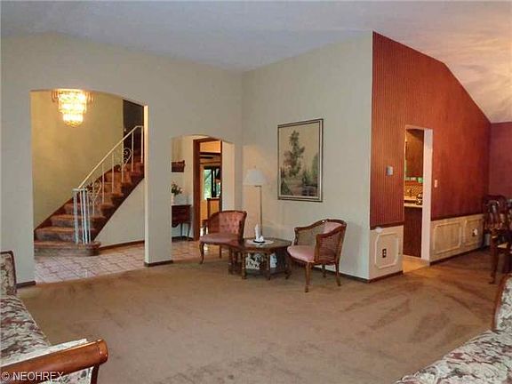 2nd image of 7000 Lido Ct