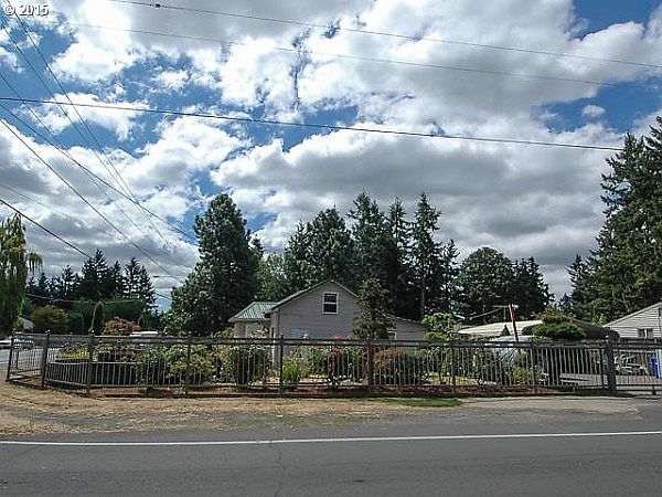 1st image of 1315 SE 148th Ave