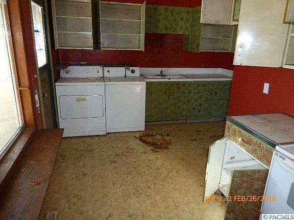 5th image of 718 S Almira Ave