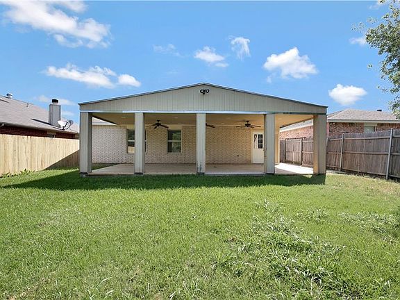 5th image of 516 Berryhill Dr