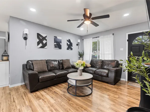 417 Birchwood Cir, Mesquite, TX 75149