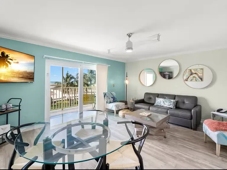 11360 Gulf Blvd #302 — Photo 2