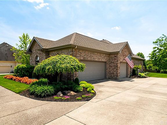 4th image of 1938 Fountain View Dr