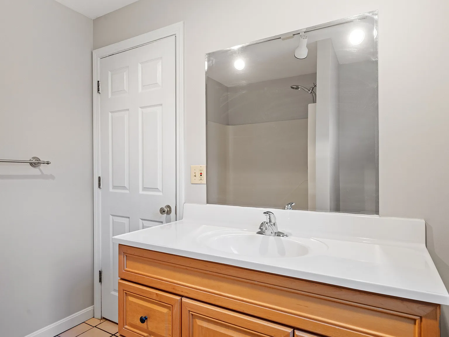 2 bed, 1.5 bath, 1344 sqft, $2,600 — Photo 4