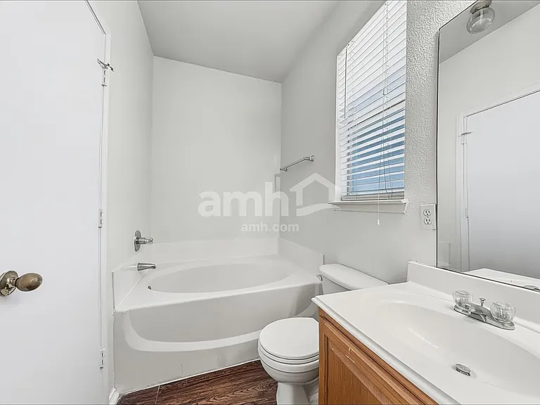 8516 Rainy Lake Dr — Photo 11