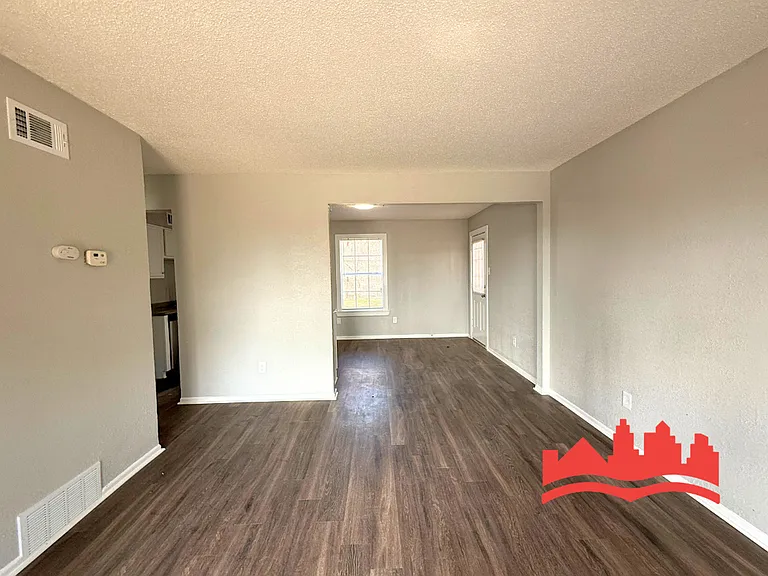 2538 Lisa Ave — Photo 4