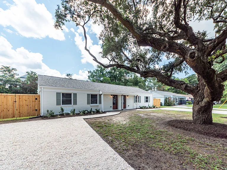 17 Vincent Dr #A — Photo 15