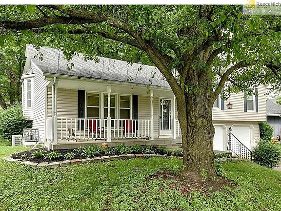 2nd image of 414 NE Corsicana St