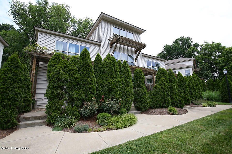 Welcome to 343 Kenilworth Rd