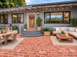 457 Seaward Rd #B, Corona Del Mar, CA 92625