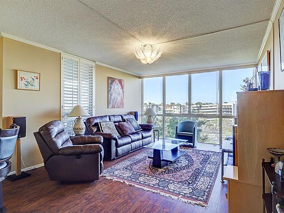 2nd image of 5001 Woodway Dr Unit 805