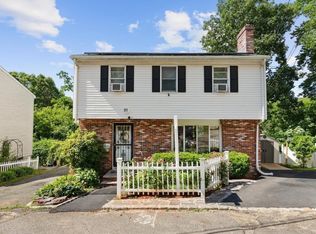 70 Crescent Ln, Malden, MA 02148