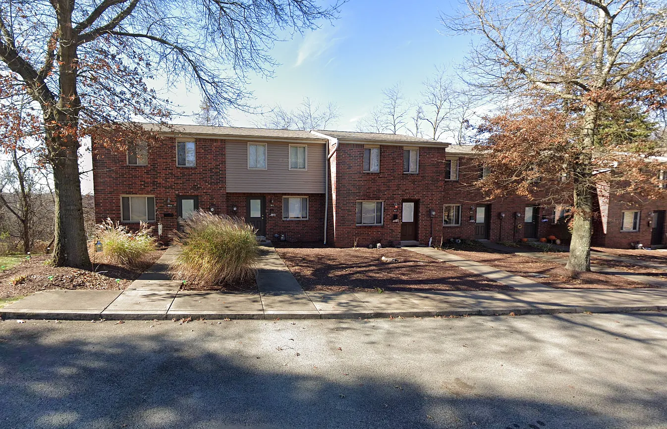 180 Sagamore - 180-D — Photo 1
