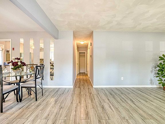 5th image of 84 Biltmore Dr