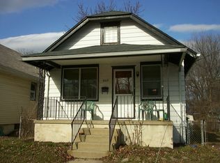 8317 Stow Rd, Pennsauken, NJ 08110