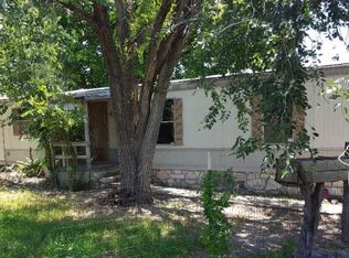 207 Whitewing Dr, Kerrville, TX 78028