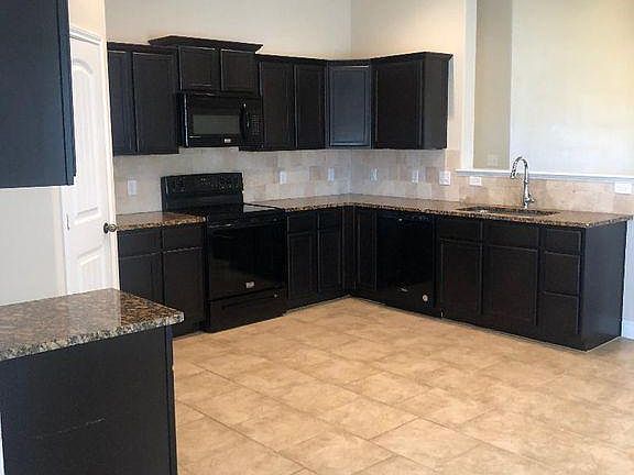 3rd image of 3507 Ross Ave