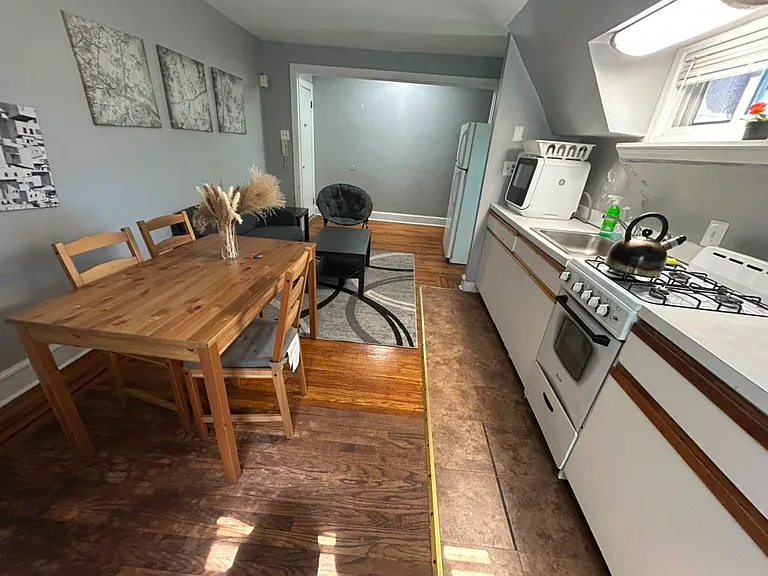 3308-3310 Hamilton St #6 — Photo 5
