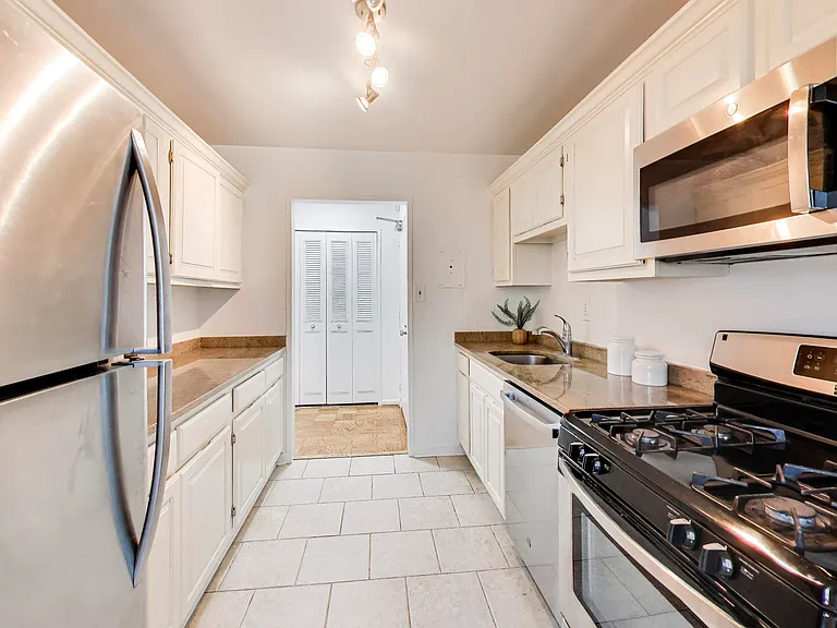 2939 Van Ness St NW #621 — Photo 8