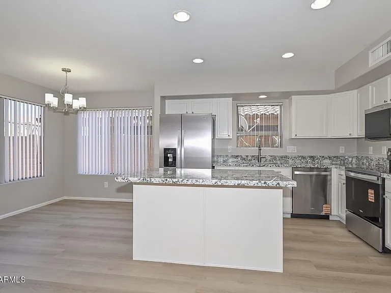 12324 W Missouri Ave — Photo 13