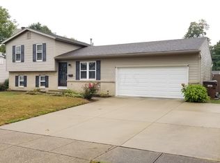 1833 Cherrywood Dr, Newark, OH 43055