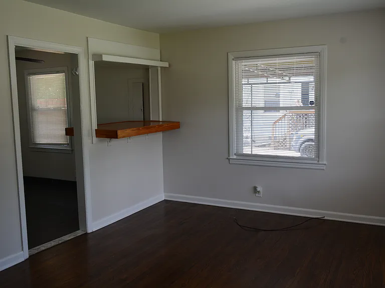 613 Cottonwood Dr — Photo 5