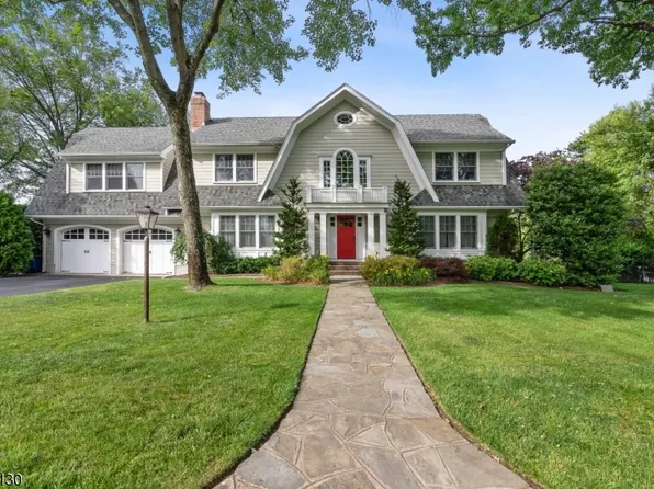 63 Lowell Rd, Glen Rock Boro, NJ 07452