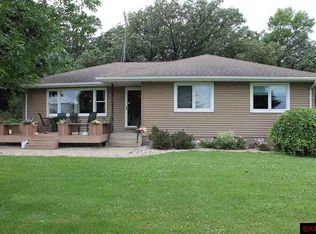 20472 515th Ave, Lake Crystal, MN 56055