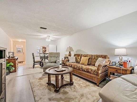 2nd image of 4450 Sunstate Dr