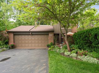 100 Glen Dr, Worthington, OH 43085