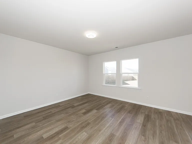 429 Eva St — Photo 16