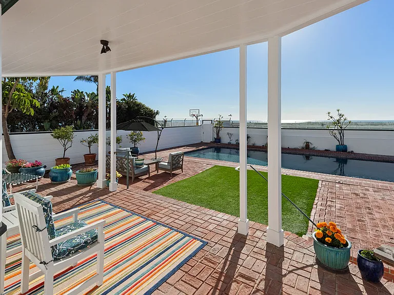 605 N Palisades Beach Rd — Photo 14