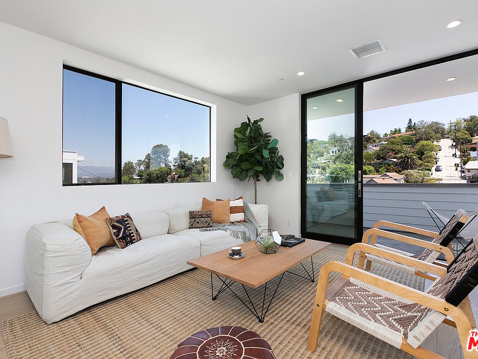 1st image of 2211 Glendale Blvd #7