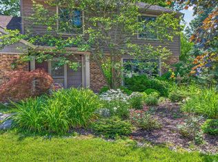 4603 Aboite Lake Dr, Fort Wayne, IN 46804