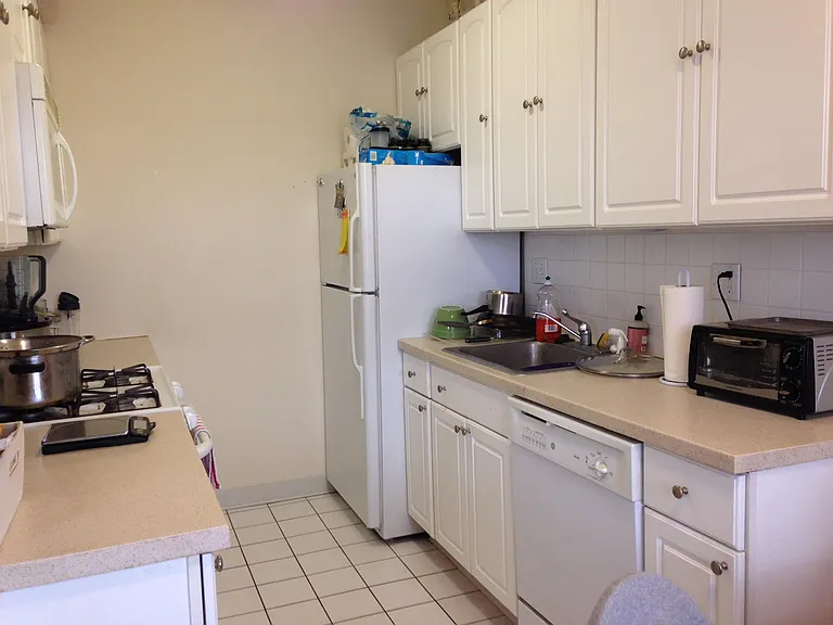 854 Massachusetts Ave #4 — Photo 6