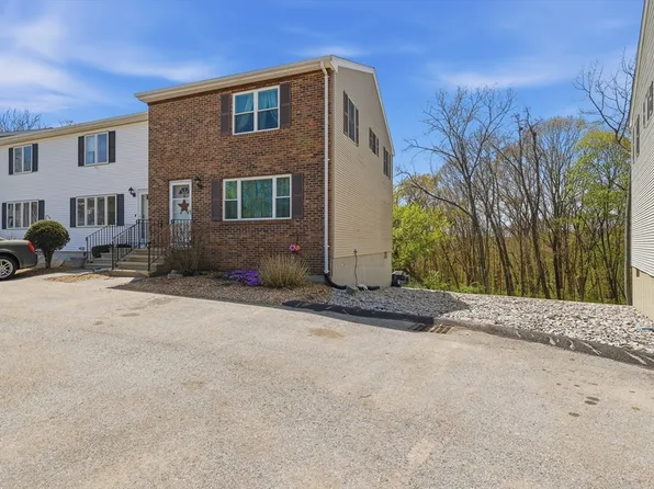 33 Highcrest Park Unit 33, Webster, MA 01570