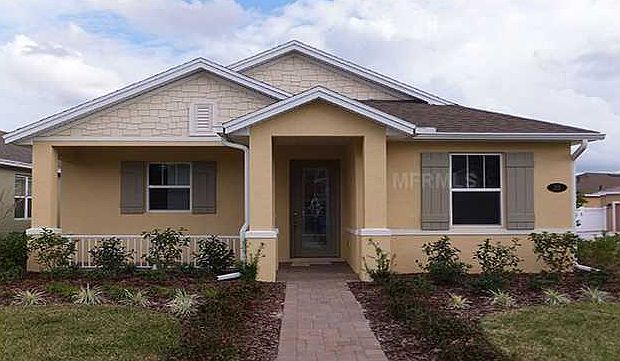 1st image of 215 Woodhouse Ln