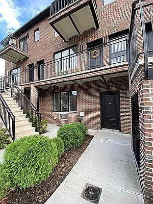 3rd image of 8707 19th Ave #1