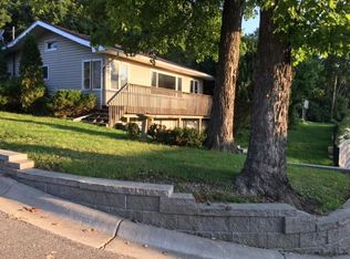 4420 Radnor Rd, Mound, MN 55364