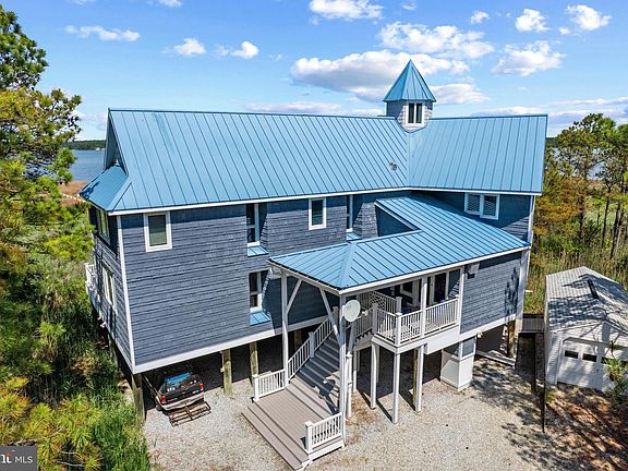 3rd image of 5419 Ragged Point Rd