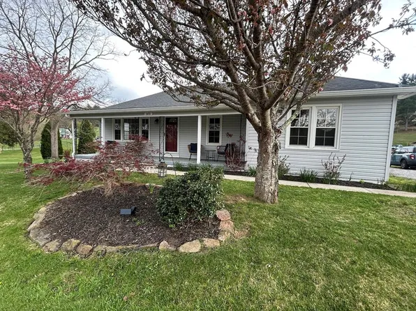 1481 Dry Rd, Speedwell, VA 24374